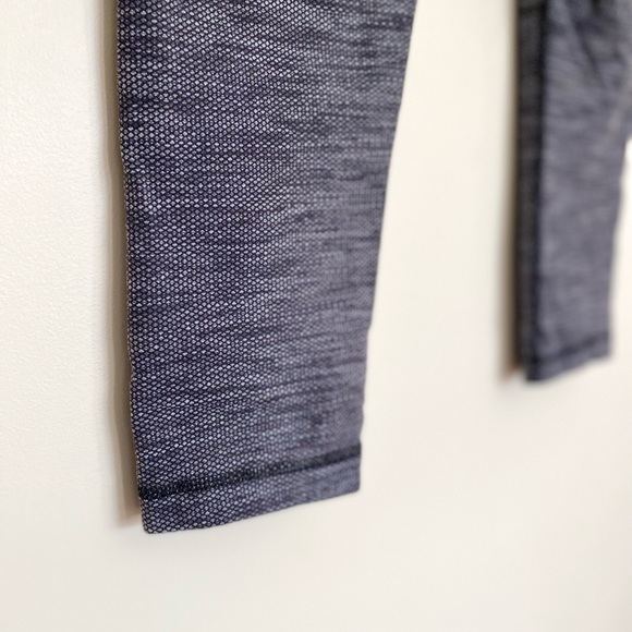 Lululemon x SoulCycle | Wunder Under Crop II *Diamond Jacquard Space Dye - Picture 6 of 13